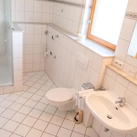 Haus Schwoerer * הגנאו